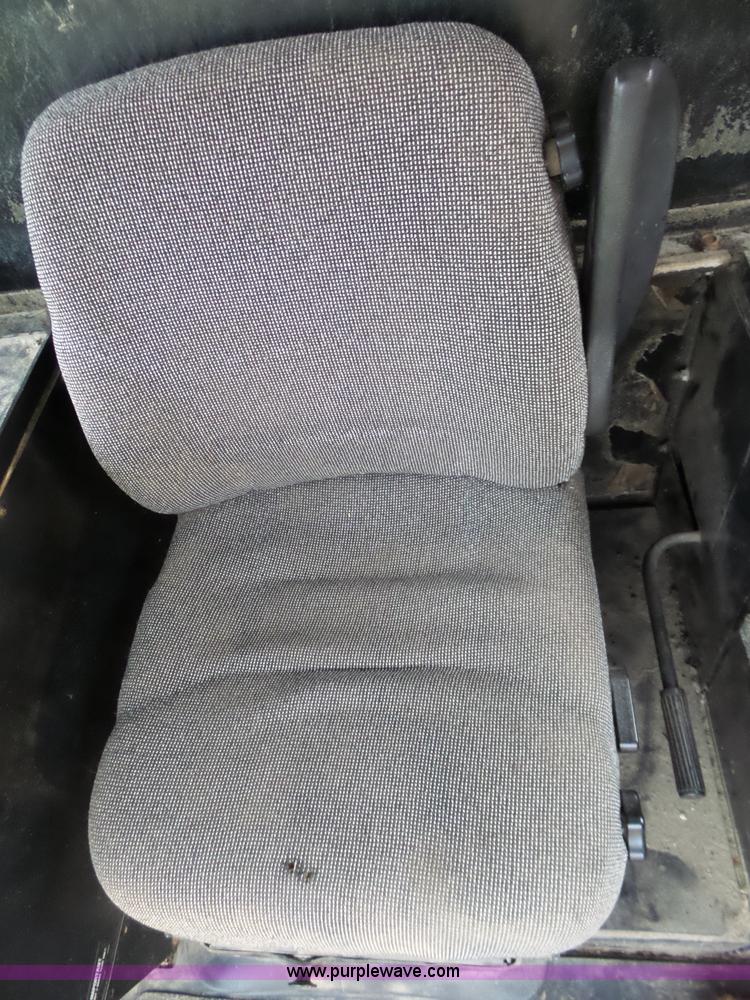 image for item L6272 1992 Case IH 1660 RWA combine