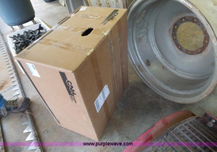 image for item L6272 1992 Case IH 1660 RWA combine