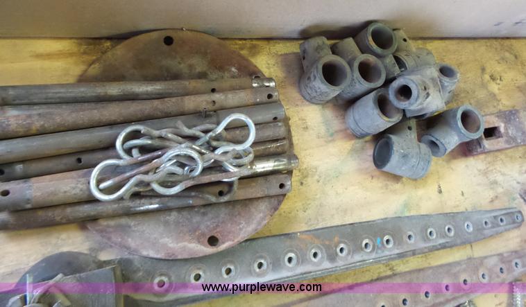 image for item L6272 1992 Case IH 1660 RWA combine