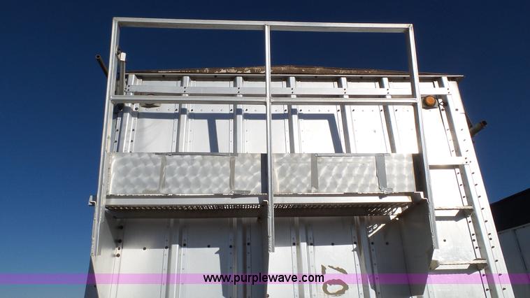 image for item L6499 2002 Imco T107 chain/slat bottom silage trailer