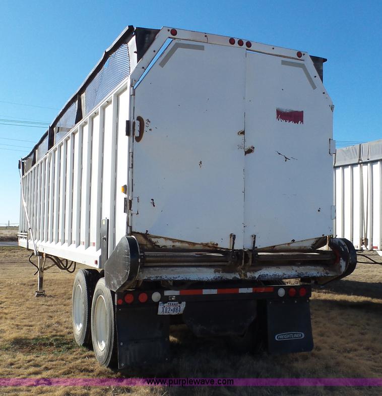 image for item L6500 2008 Versa chain/slat bottom silage trailer