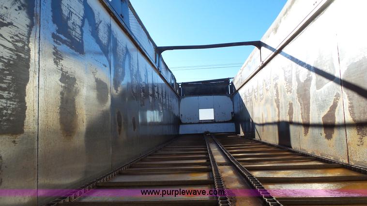 image for item L6500 2008 Versa chain/slat bottom silage trailer