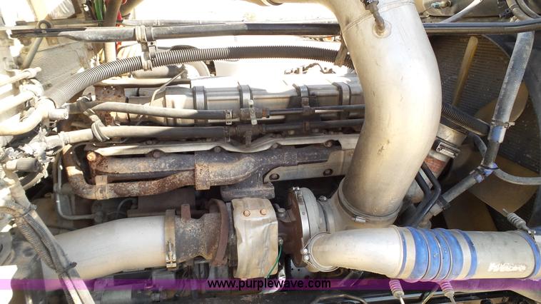 image for item L6501 2007 Freightliner C112 Glider semi truck