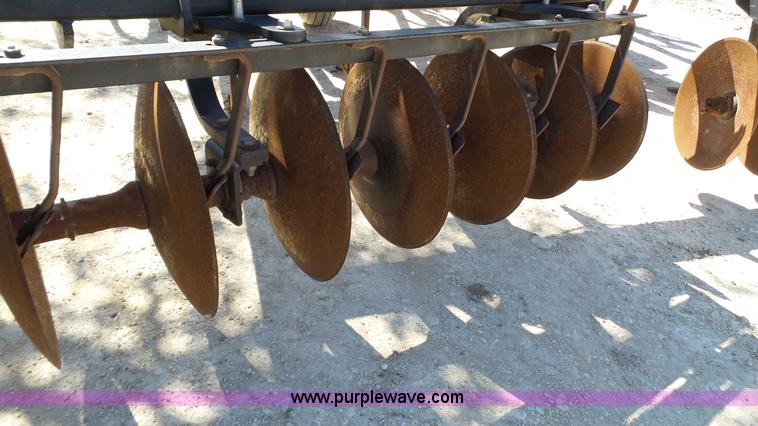 image for item L6510 Case IH MRX690 disk ripper