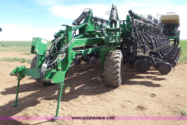 image for item L6522 Great Plains YP2425 twin row no-till planter