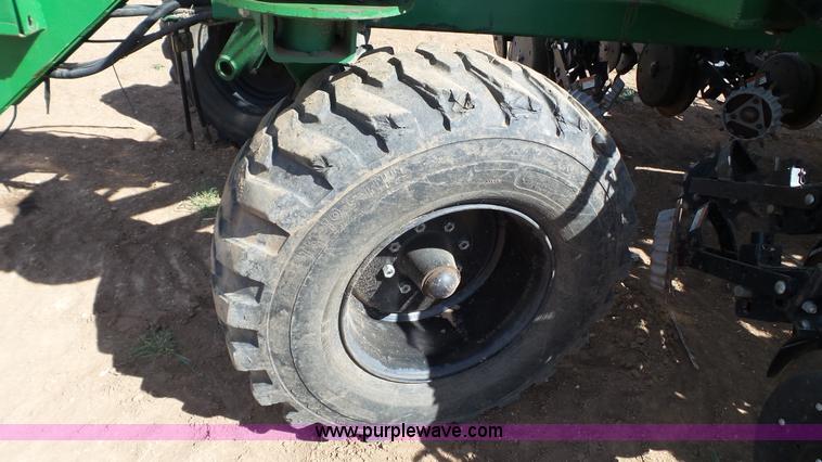 image for item L6522 Great Plains YP2425 twin row no-till planter