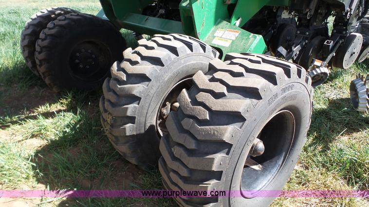 image for item L6522 Great Plains YP2425 twin row no-till planter