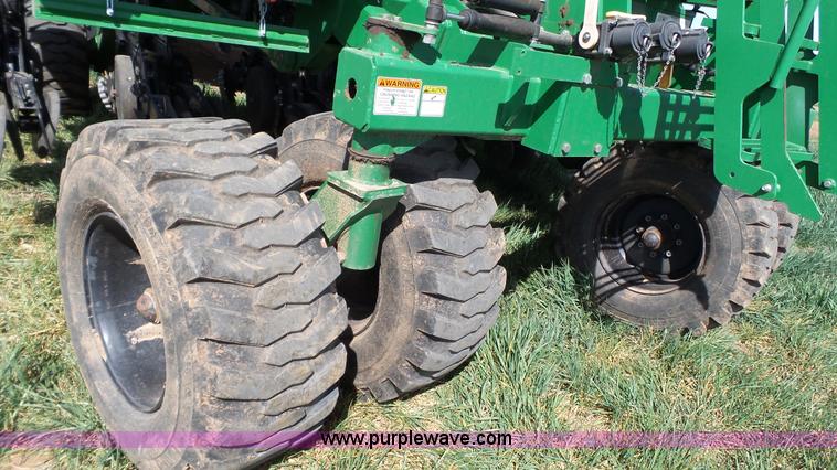 image for item L6522 Great Plains YP2425 twin row no-till planter
