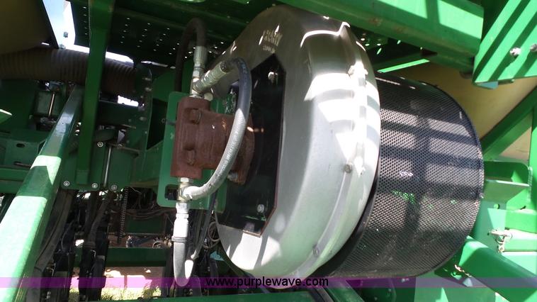 image for item L6522 Great Plains YP2425 twin row no-till planter