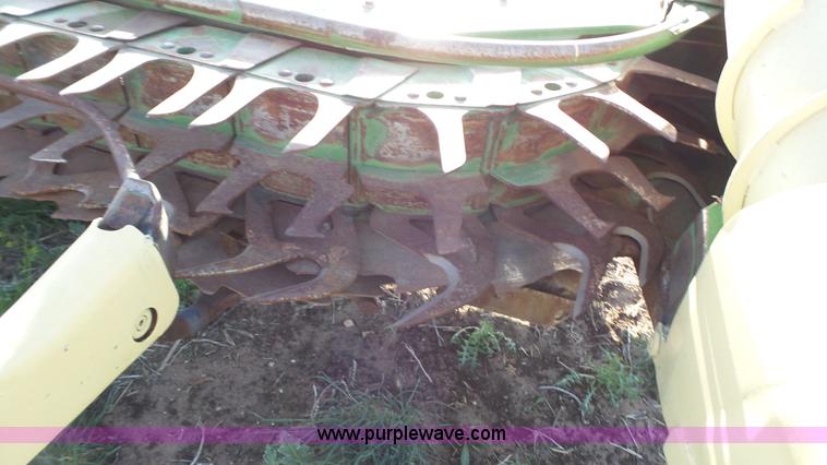 image for item L6523 2008 Krone Easy Collect 7500 corn head
