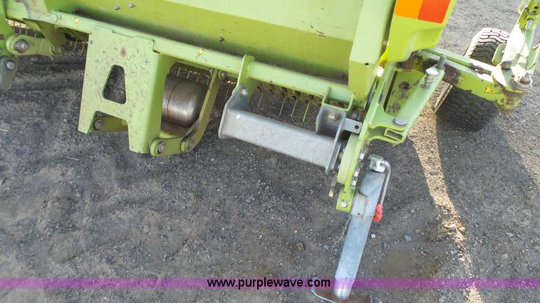 image for item L6525 2009 Claas 380 pickup head