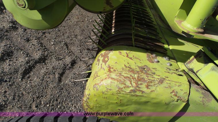 image for item L6525 2009 Claas 380 pickup head