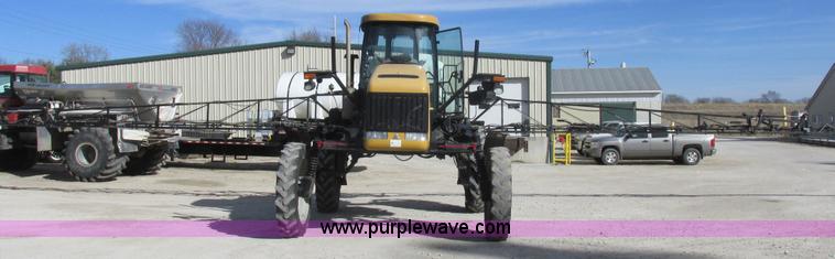 image for item L7122 2010 SpraCoupe 7660 self-propelled applicator