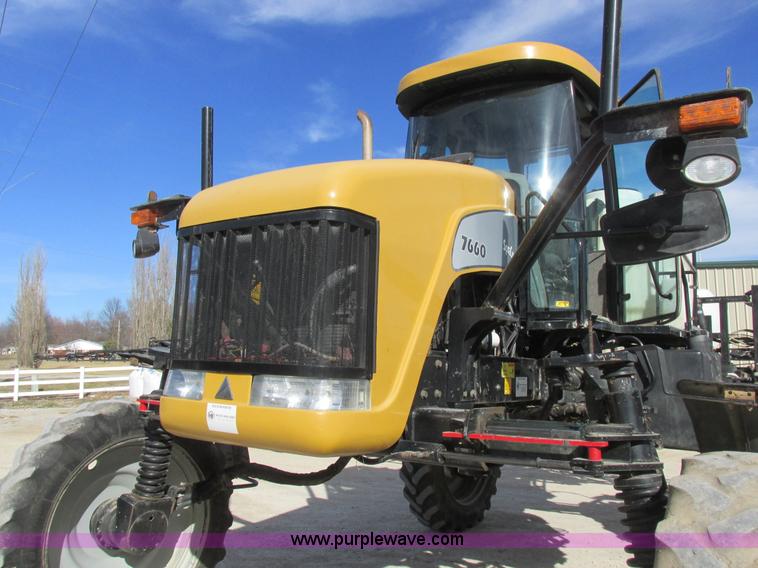 image for item L7122 2010 SpraCoupe 7660 self-propelled applicator