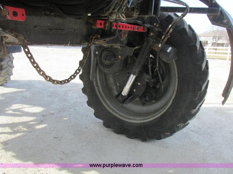 image for item L7122 2010 SpraCoupe 7660 self-propelled applicator