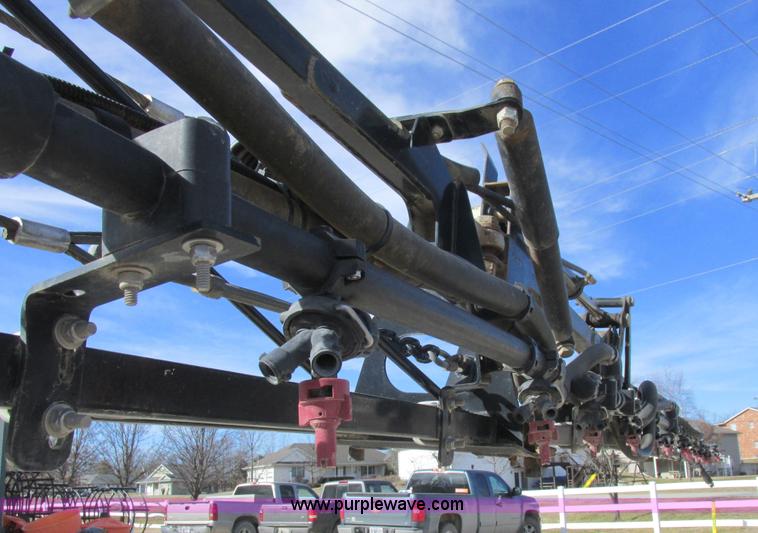 image for item L7122 2010 SpraCoupe 7660 self-propelled applicator