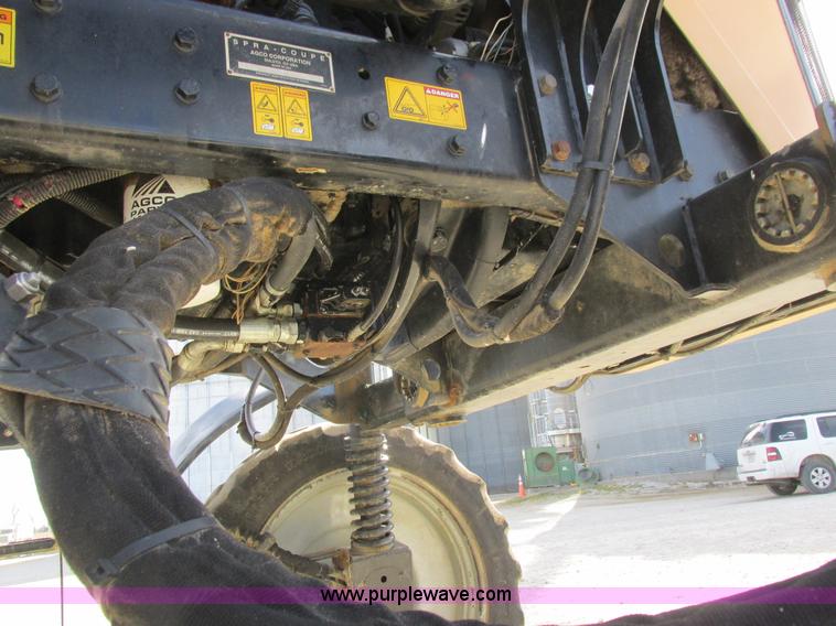 image for item L7122 2010 SpraCoupe 7660 self-propelled applicator