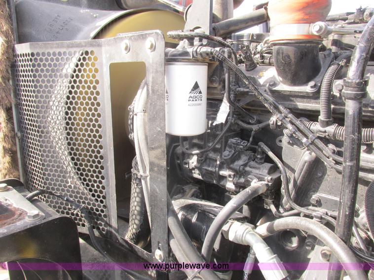 image for item L7122 2010 SpraCoupe 7660 self-propelled applicator