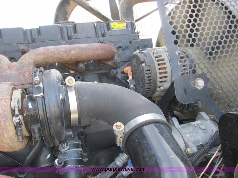 image for item L7122 2010 SpraCoupe 7660 self-propelled applicator