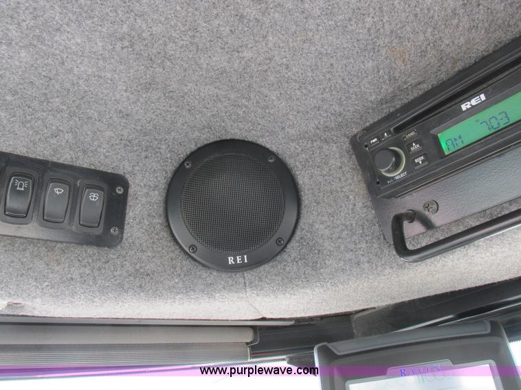 image for item L7122 2010 SpraCoupe 7660 self-propelled applicator