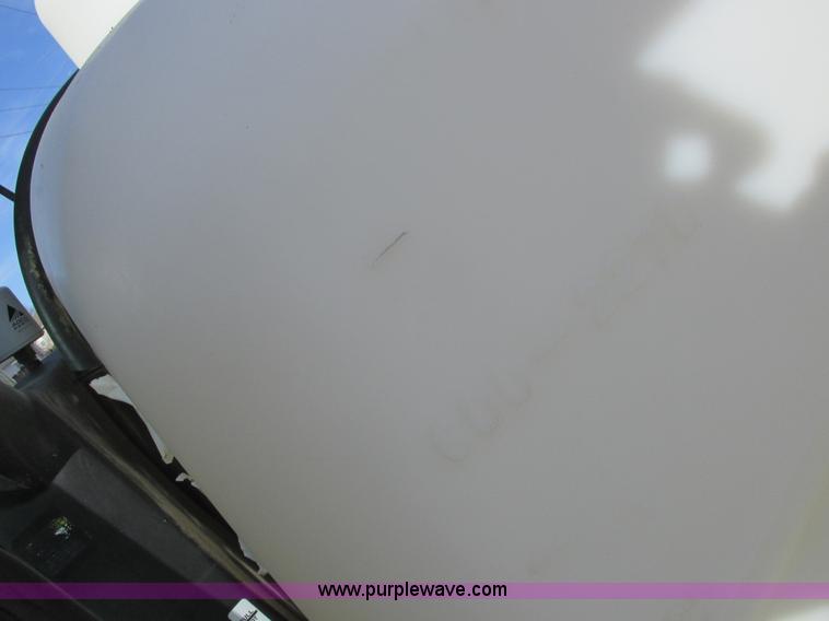 image for item L7122 2010 SpraCoupe 7660 self-propelled applicator