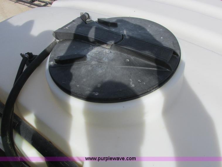 image for item L7122 2010 SpraCoupe 7660 self-propelled applicator