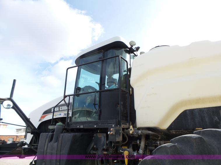 image for item L7124 2005 SpraCoupe 7650 self-propelled sprayer