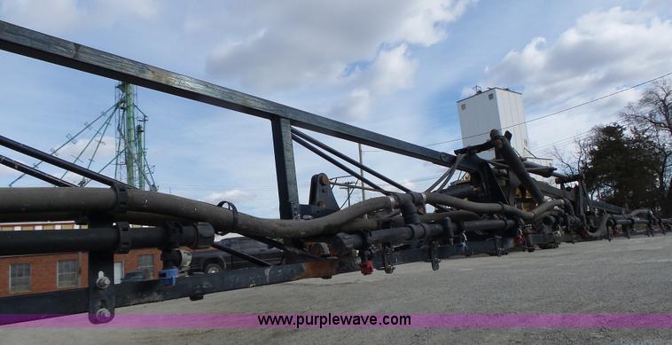 image for item L7124 2005 SpraCoupe 7650 self-propelled sprayer