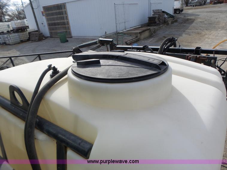 image for item L7124 2005 SpraCoupe 7650 self-propelled sprayer