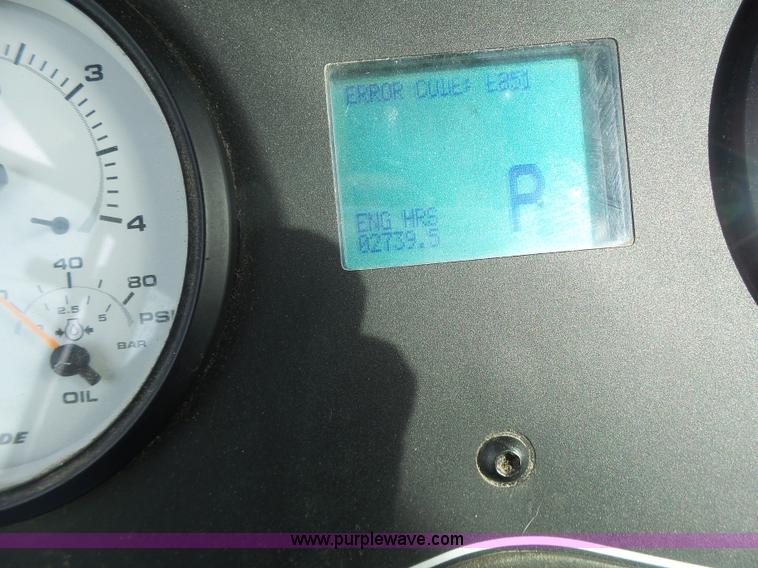 image for item L7124 2005 SpraCoupe 7650 self-propelled sprayer