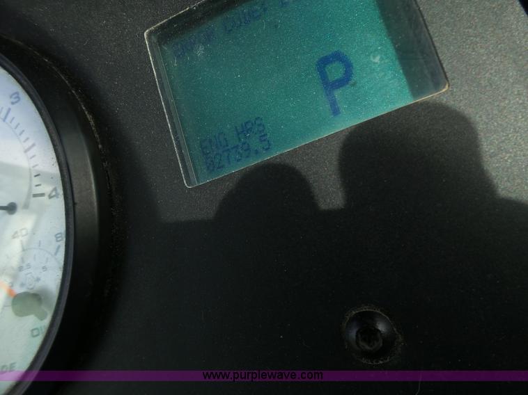 image for item L7124 2005 SpraCoupe 7650 self-propelled sprayer