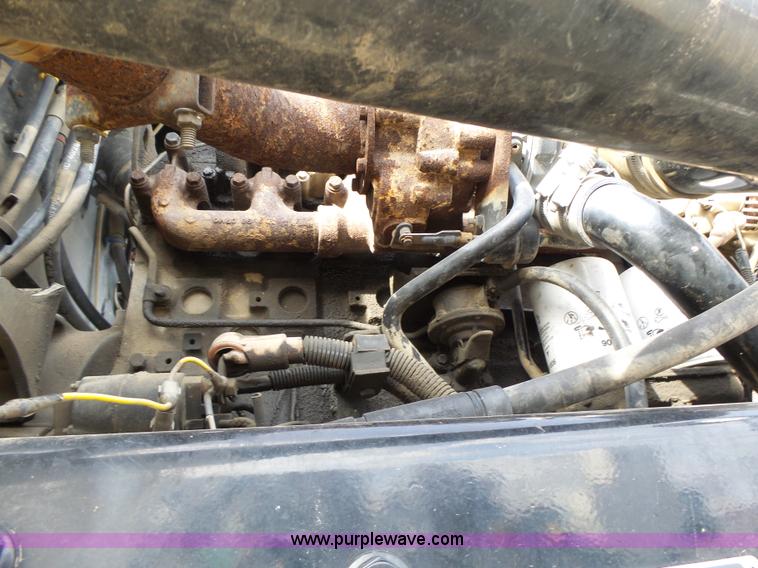 image for item L7124 2005 SpraCoupe 7650 self-propelled sprayer