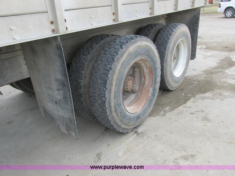 image for item L7149 1979 Chevrolet C70 grain truck