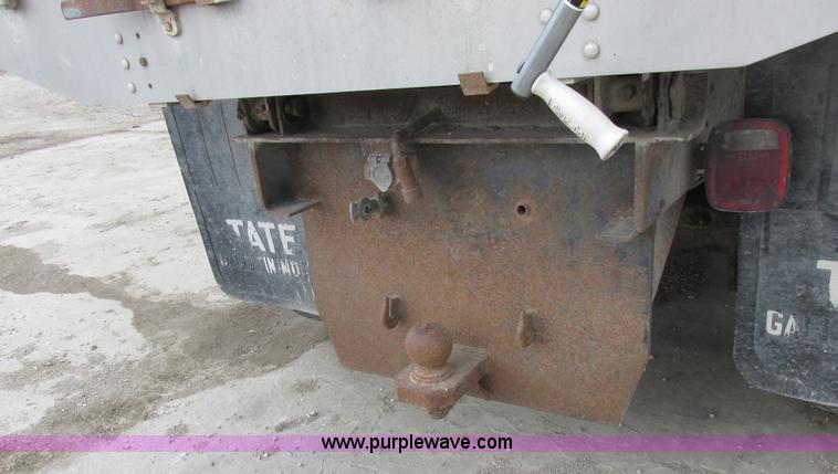 image for item L7149 1979 Chevrolet C70 grain truck