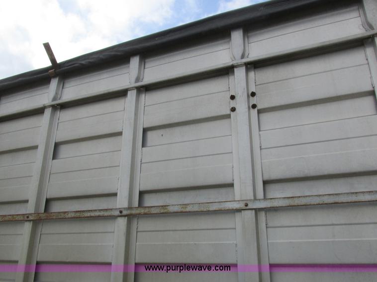 image for item L7149 1979 Chevrolet C70 grain truck