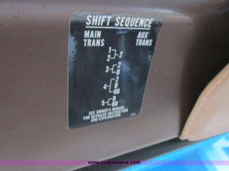 image for item L7149 1979 Chevrolet C70 grain truck