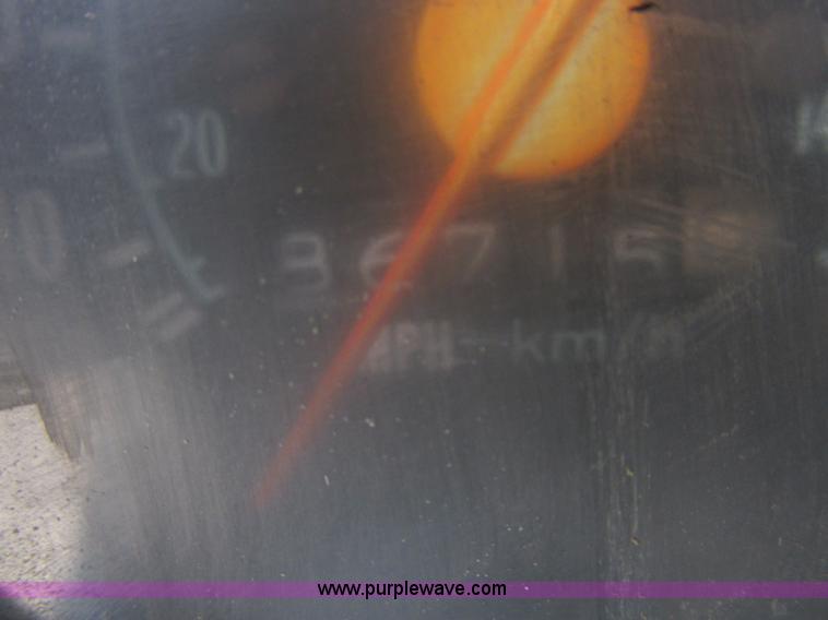 image for item L7149 1979 Chevrolet C70 grain truck