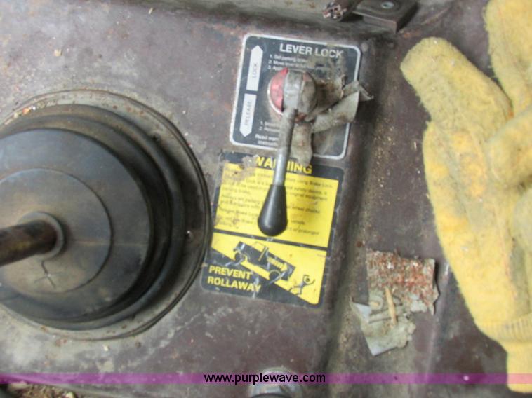 image for item L7149 1979 Chevrolet C70 grain truck