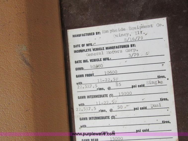 image for item L7149 1979 Chevrolet C70 grain truck