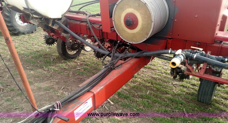 image for item L7272 Case IH 800 Cyclo planter