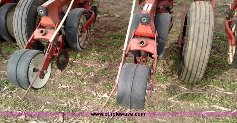 image for item L7272 Case IH 800 Cyclo planter
