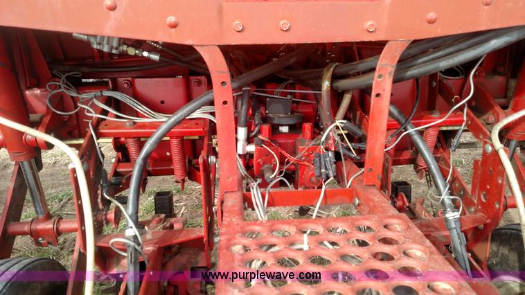image for item L7272 Case IH 800 Cyclo planter