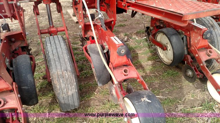image for item L7272 Case IH 800 Cyclo planter