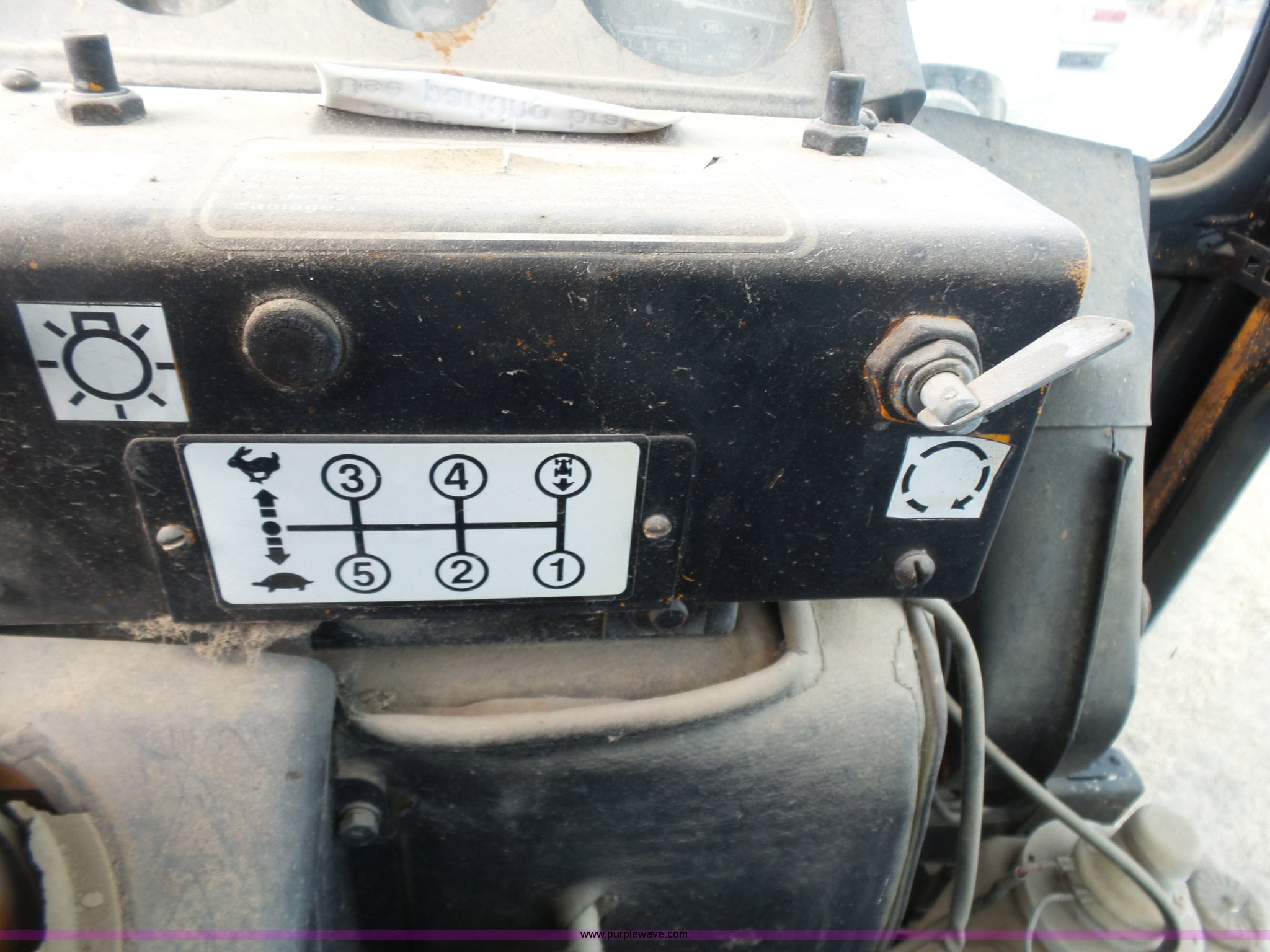 Belarus 615 tractor in Douglass, KS | Item L6228 sold | Purple Wave