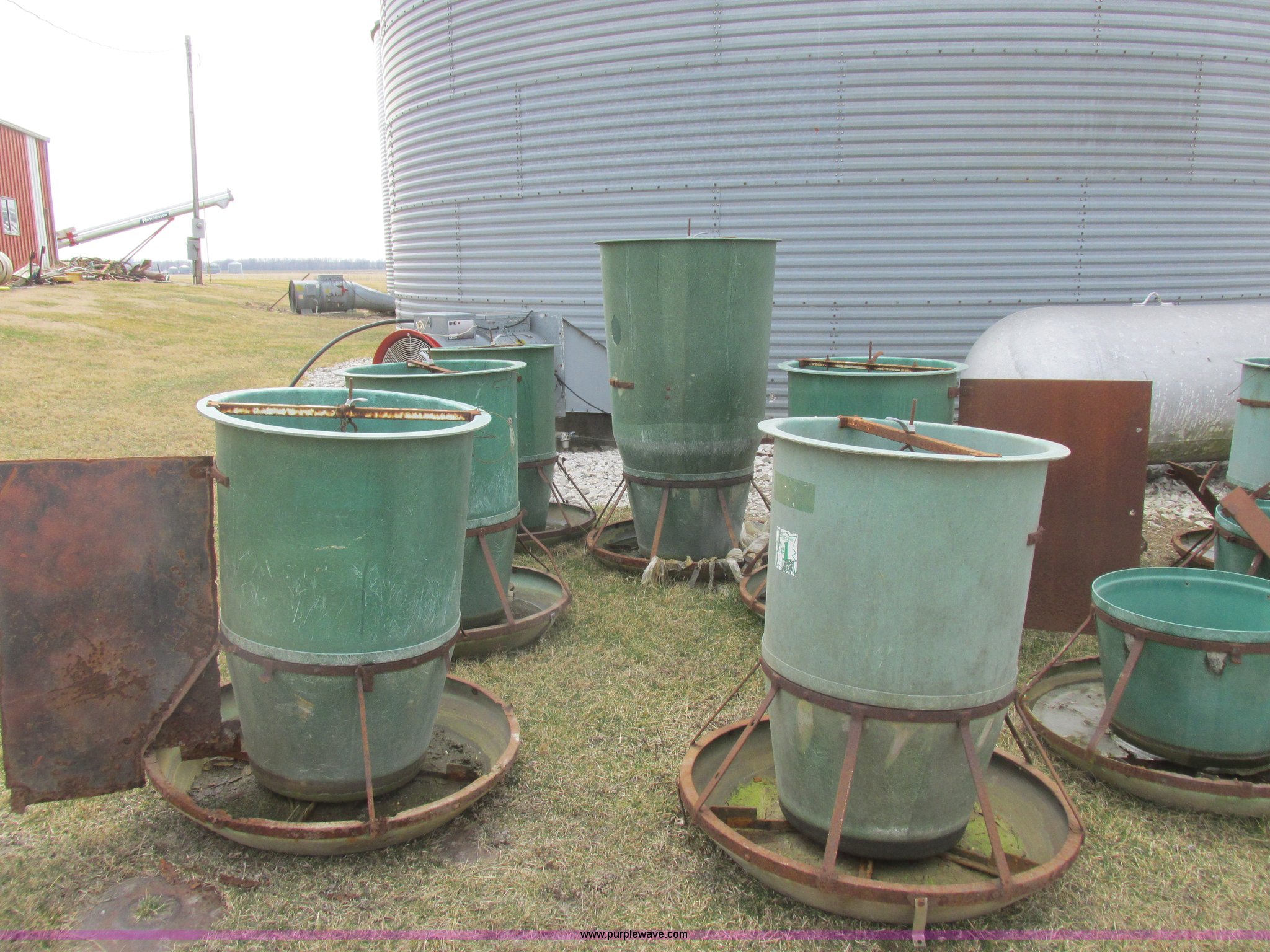 Assorted fiberglass feeders in Salisbury, MO Item L7129 sold Purple