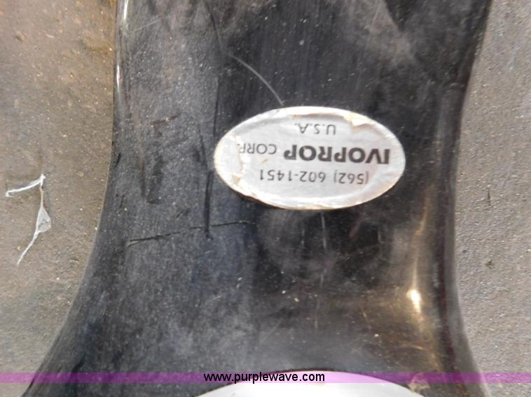 image for item CD9255 Ivoprop