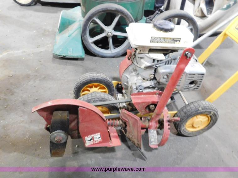 image for item CD9256 Lawn and garden equipment