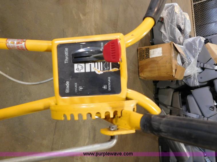 image for item CD9256 Lawn and garden equipment