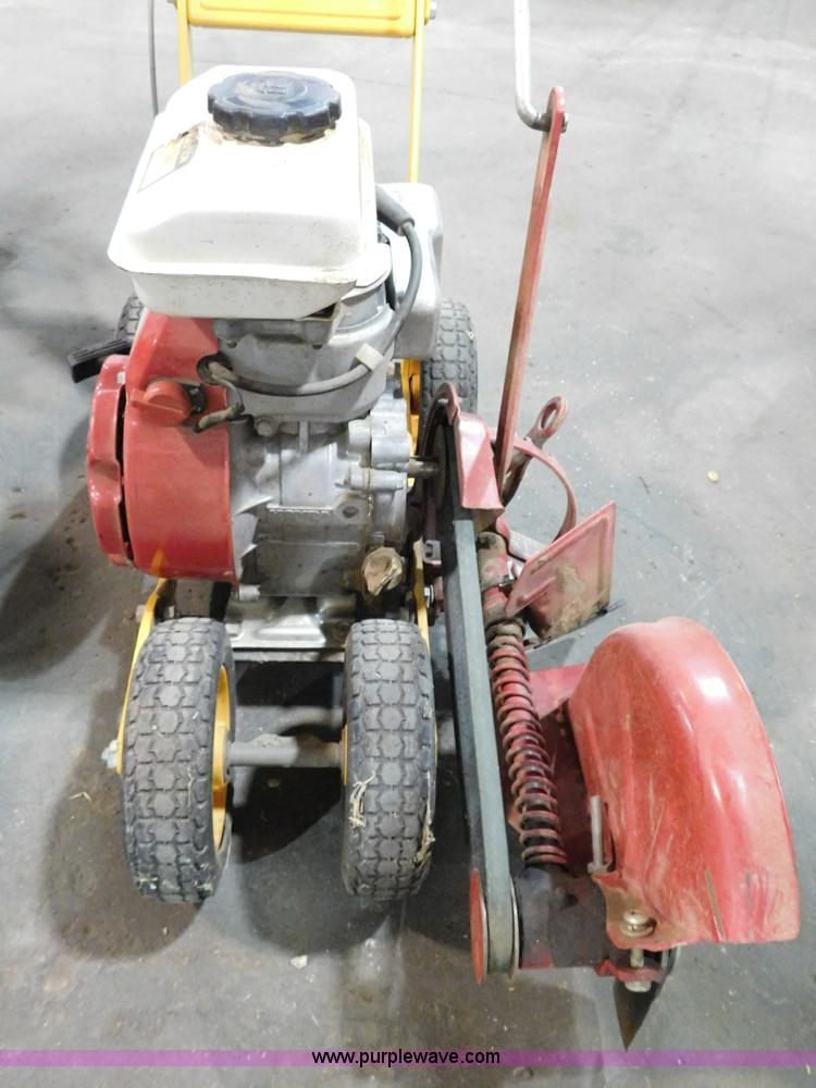 image for item CD9256 Lawn and garden equipment