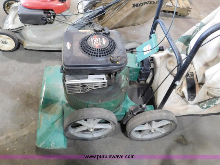 image for item CD9256 Lawn and garden equipment